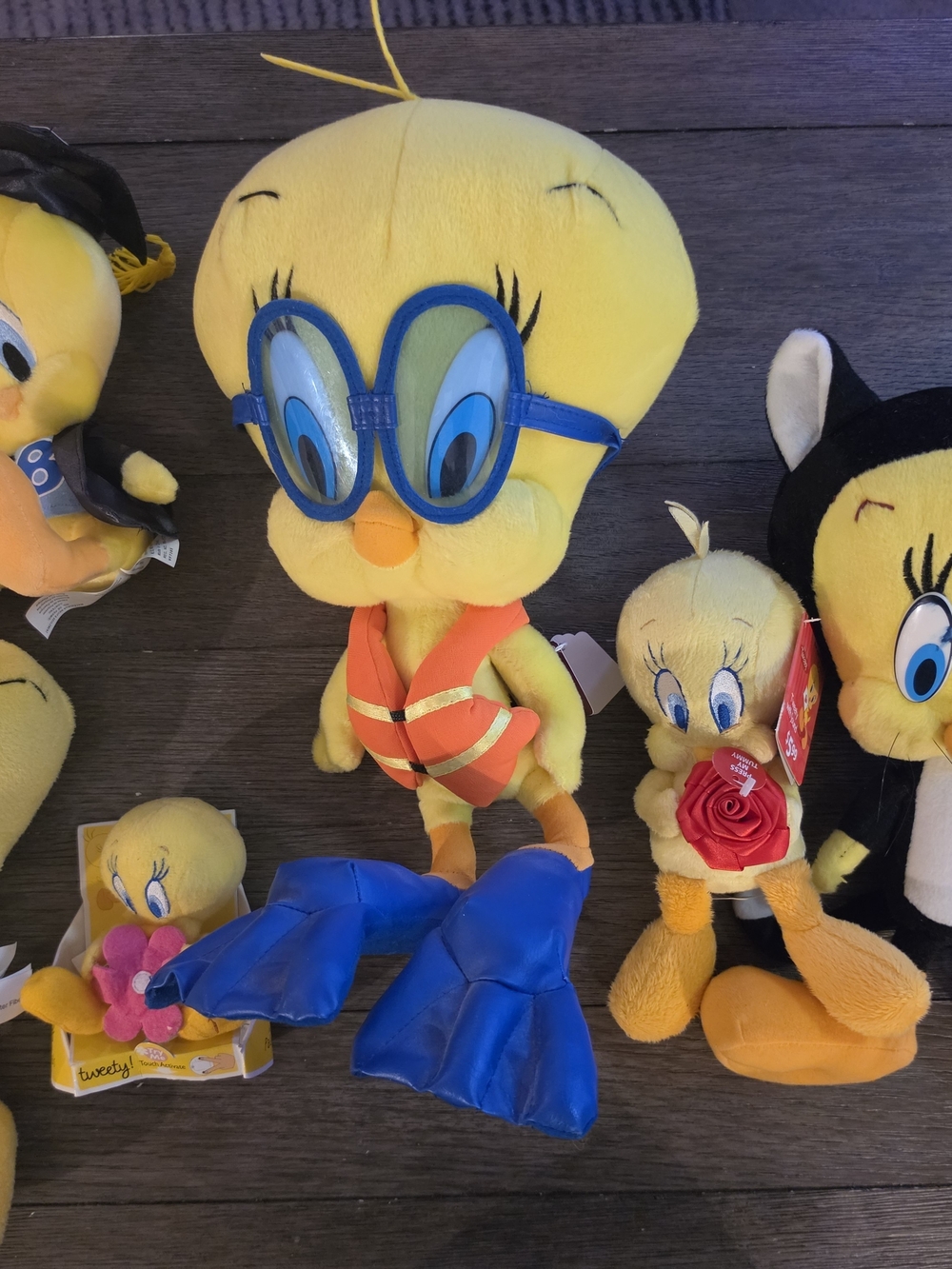 Lot Of 6 Looney Tunes Tweety Plush Toys Stuffed Animals